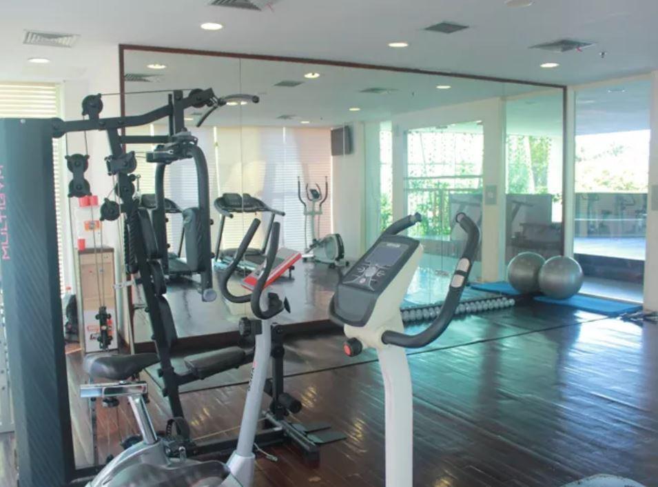 Quest Hotel Darmo - Surabaya By Aston Exterior foto